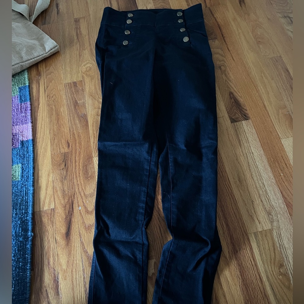 High waisted button up leggings with sailor buttons size 6